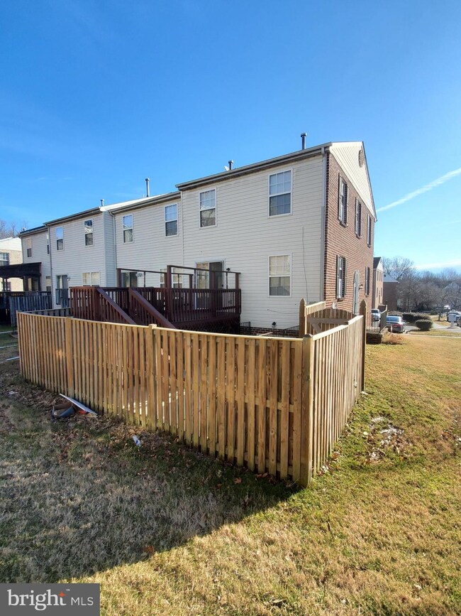 5718 E Boniwood Turn, Clinton, MD 20735 - photo 3