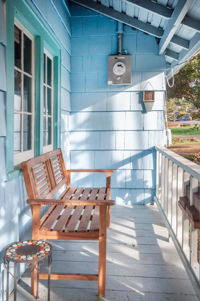 3025 SW Beach Ave, Lincoln City, OR 97367 - photo 4