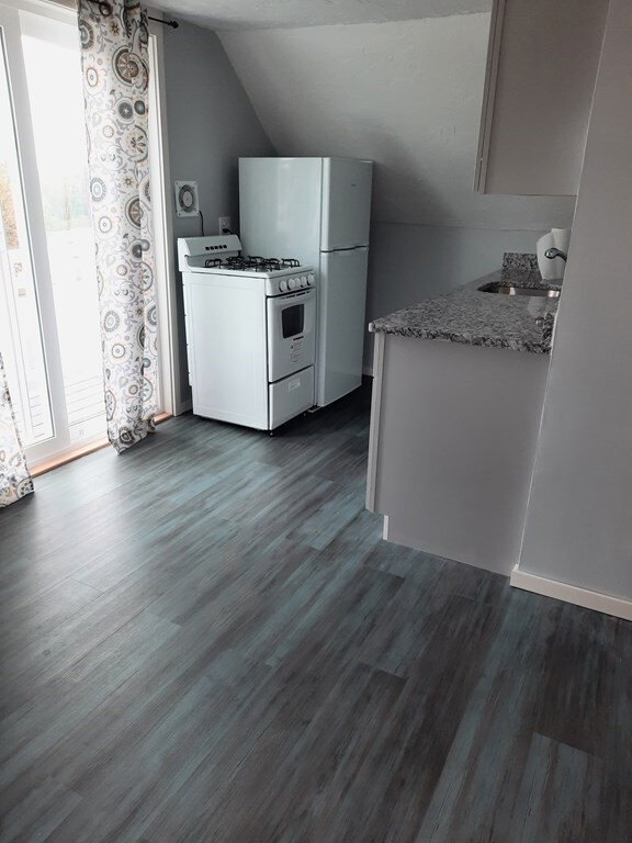 801 Ocean St unit 2, Marshfield, MA 02050 - photo 2