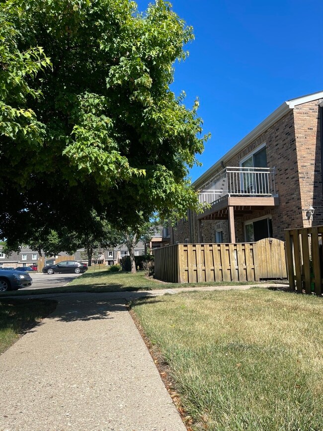 4608 Euclid Ave unit 46082C, Rolling Meadows, IL 60008 - photo 4