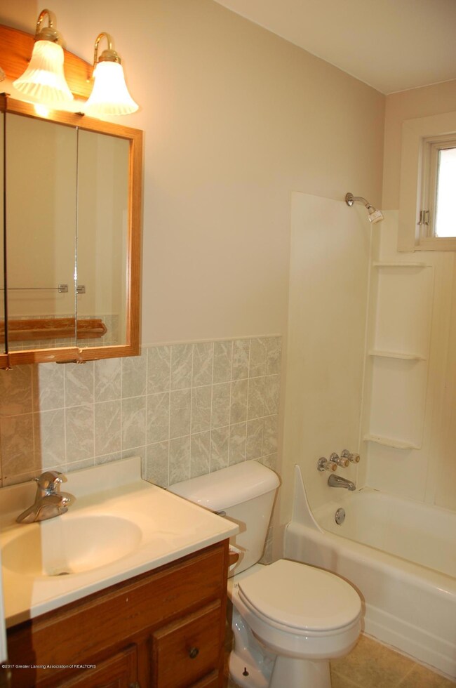 4302 Ballard Rd, Lansing, MI 48911 - photo 7