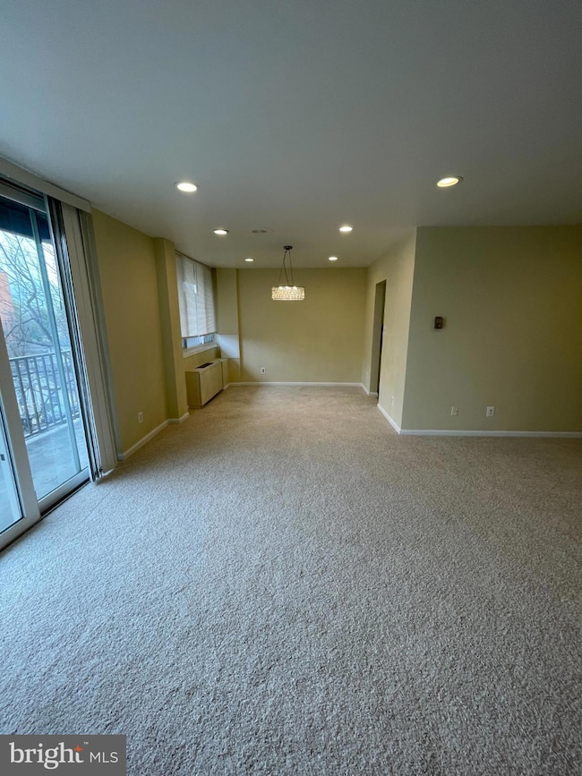 4343 Cherry Hill Rd unit 305, Arlington, VA 22207 - photo 5