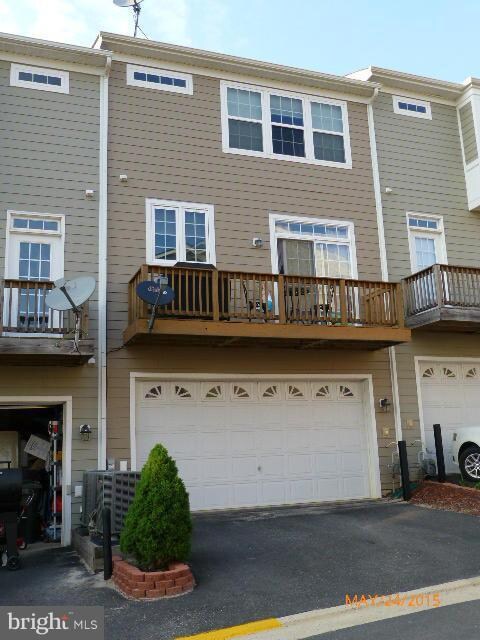 42749 Straloch Terrace, Ashburn, VA 20147 - photo 2