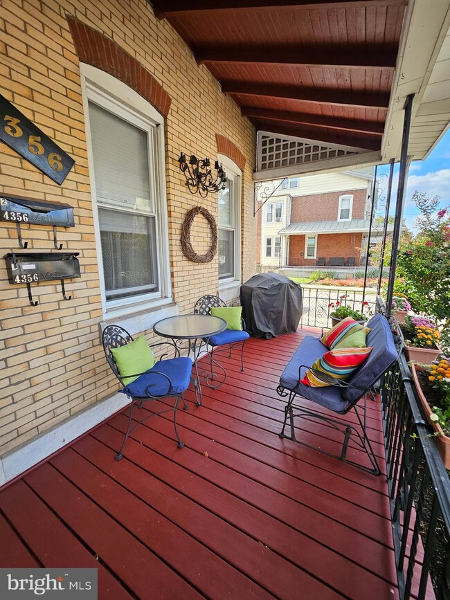 4356 Manayunk Ave unit 2, Philadelphia, PA 19128 - photo 2