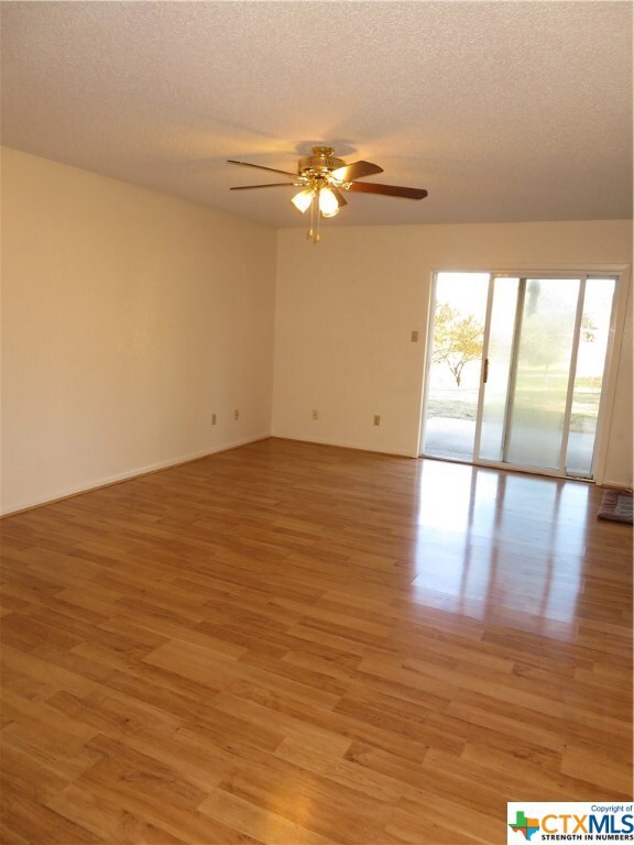 2720 Phyllis Dr, Copperas Cove, TX 76522 - photo 3