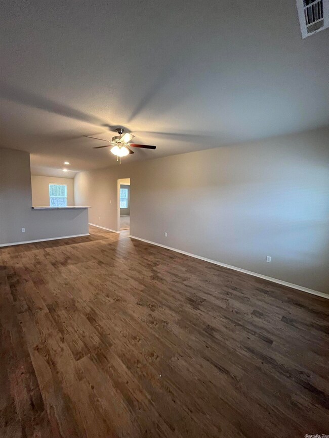 22 Spring Dr, Conway, AR 72034 - photo 2