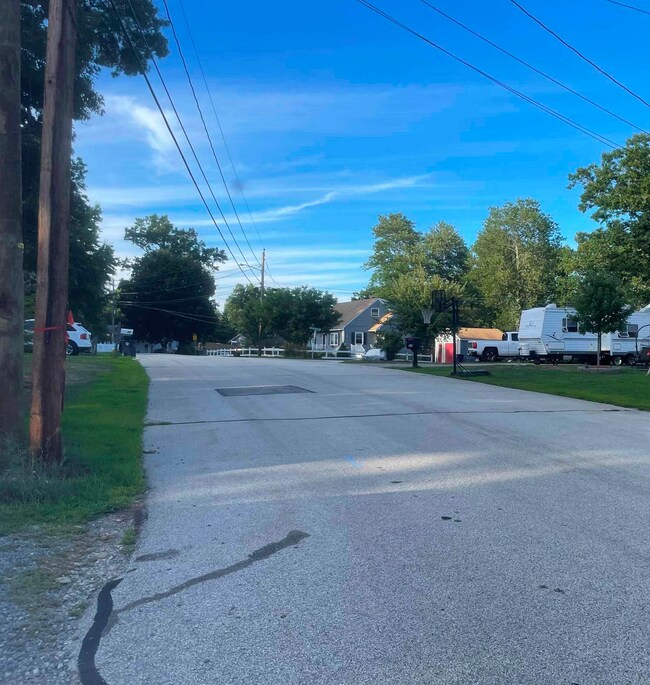 34 Langholm Dr, Nashua, NH 03062 - photo 2