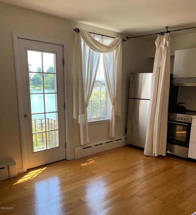 697 Steamboat Rd, Greenwich, CT 06830 - photo 4