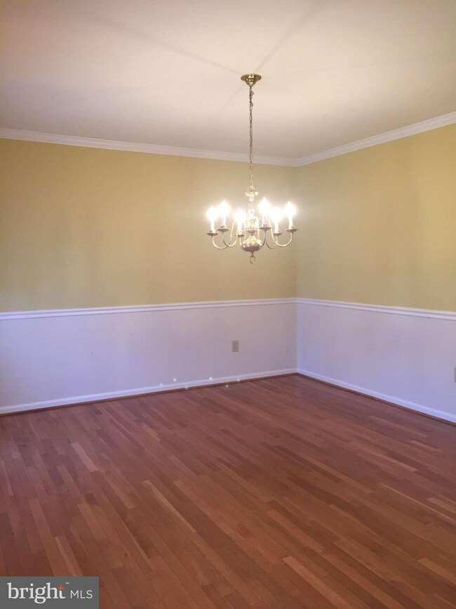 19805 Sovereign Ct, Germantown, MD 20876 - photo 6