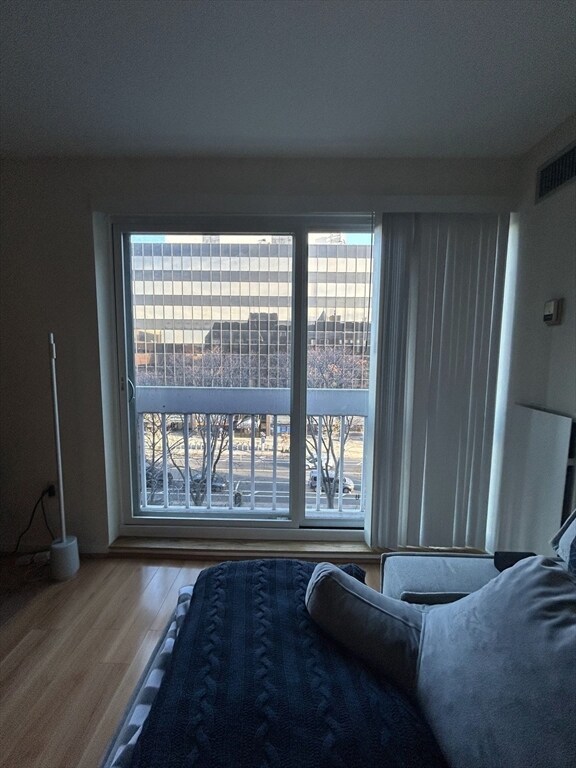 Bay Square unit 502, Cambridge, MA 02139 - photo 5