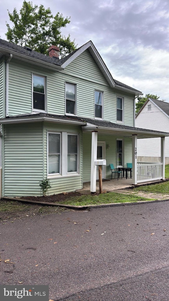 201 Bowery St, Frostburg, MD 21532 - photo 2