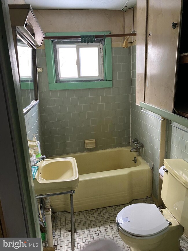 4348 Lansdale Rd, Harwood, MD 20776 - photo 7