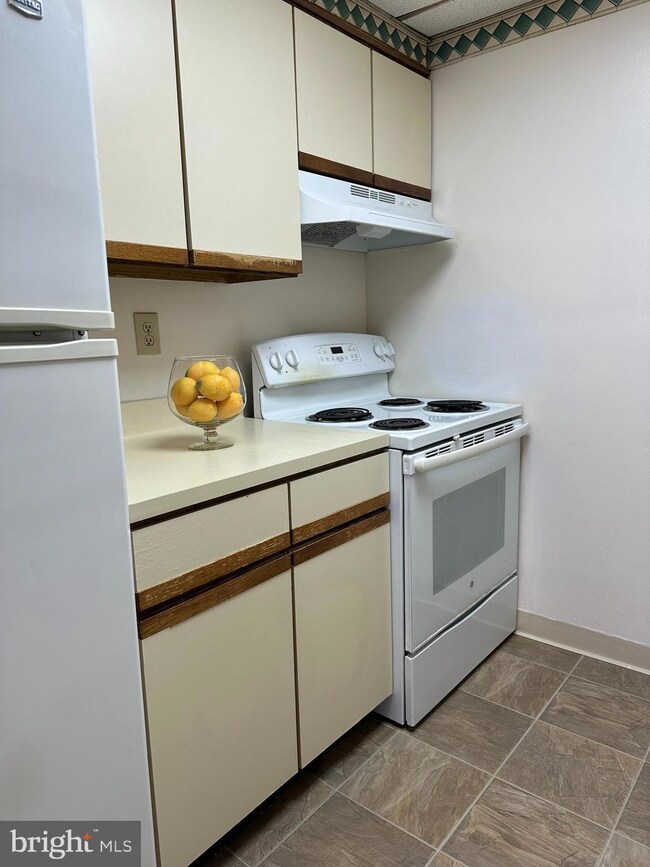 2834 Atlantic Ave unit 907, Atlantic City, NJ 08401 - photo 5