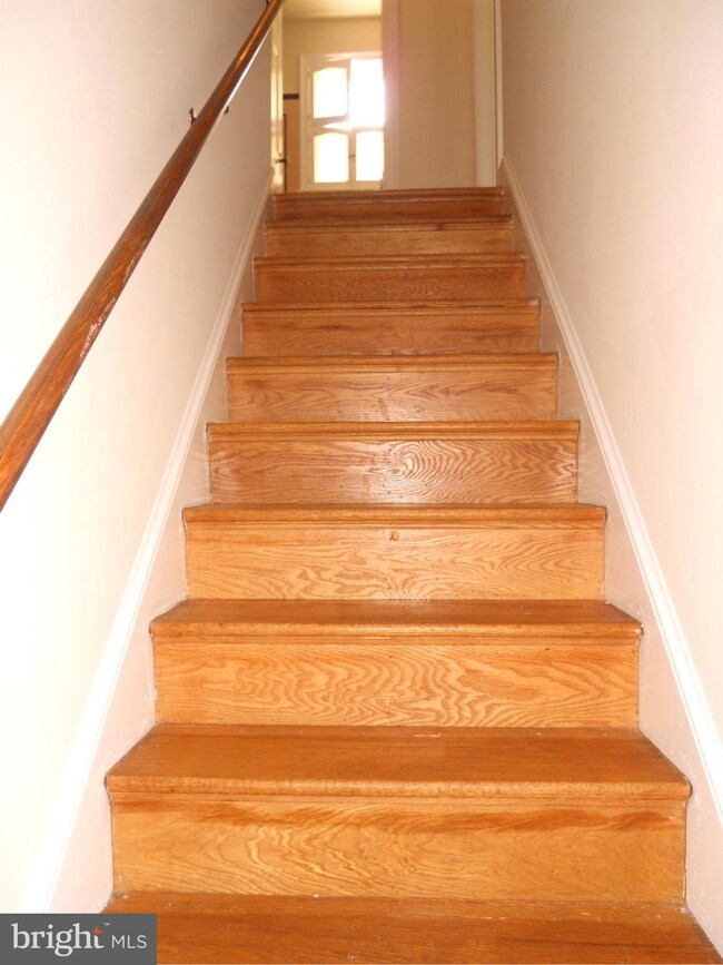 9510 Monroe St, Silver Spring, MD 20910 - photo 7