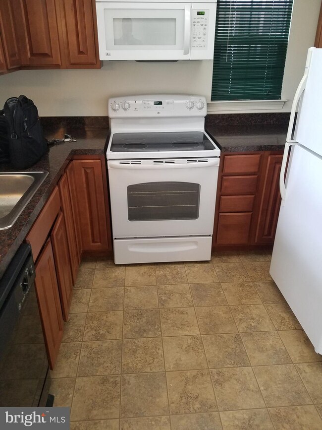 15691 Easthaven Ct, Bowie, MD 20716 - photo 4