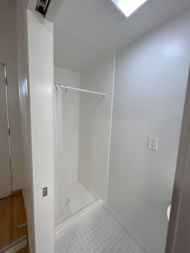 6127 Washington St, West New York, NJ 07093 - photo 7
