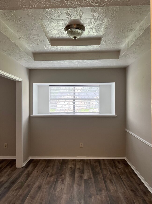 11902 Kirkway Dr, Houston, TX 77089 - photo 4