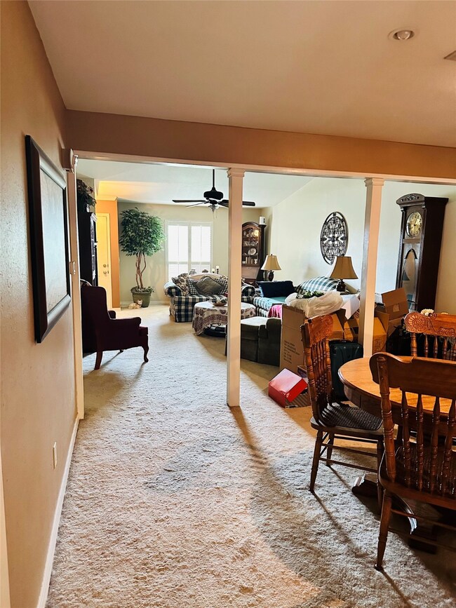 10053 Stratmore Cir, Shreveport, LA 71115 - photo 2