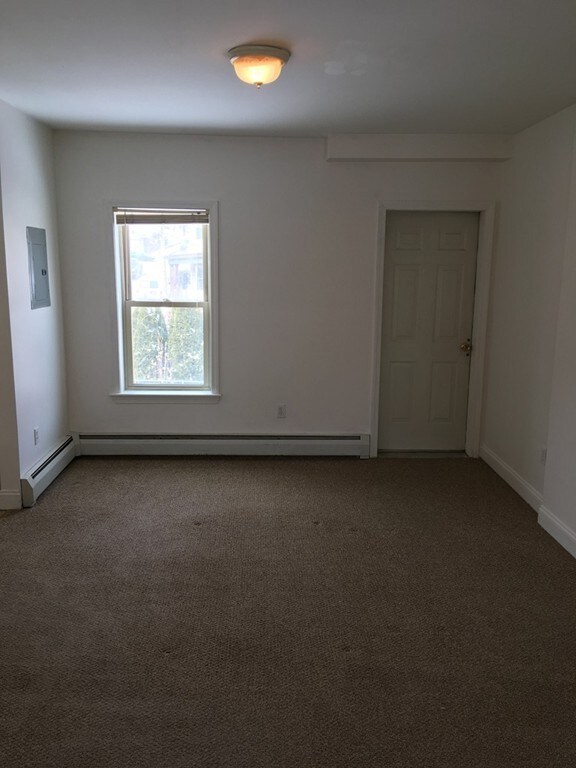 189 Lawrence St unit 2, Fall River, MA 02721 - photo 2