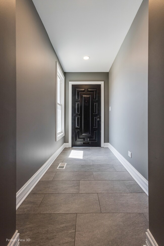 1180 S Scoville Ave, Oak Park, IL 60304 - photo 4