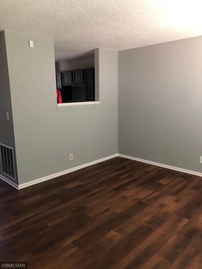 3517 Clinton Ave unit 3517, Minneapolis, MN 55408 - photo 3