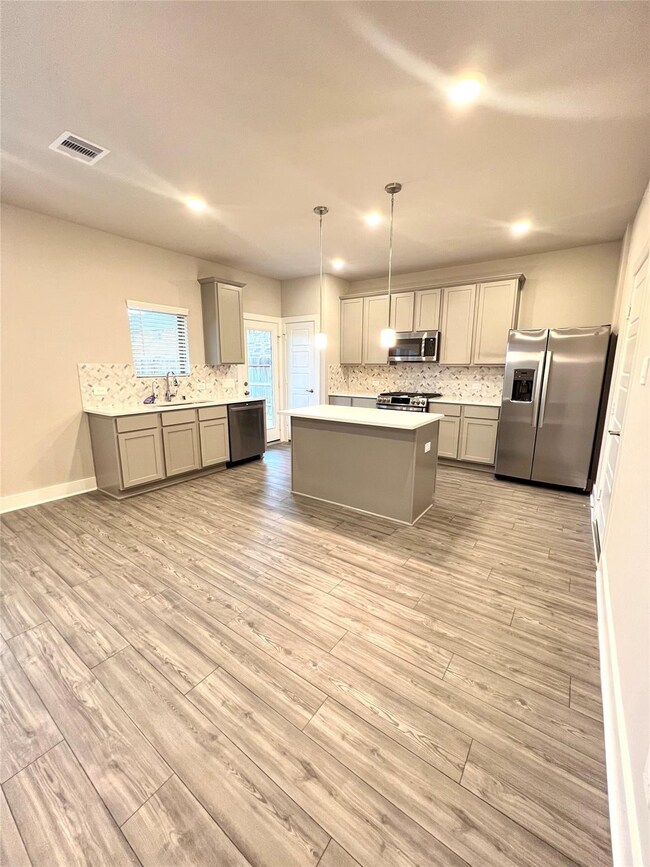 10621 Whitejacket, Conroe, TX 77385 - photo 7