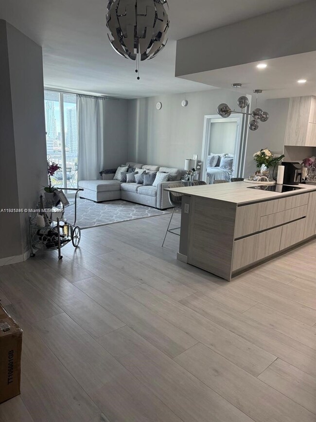 275 NE 18th St unit 1405, Miami, FL 33132 - photo 7