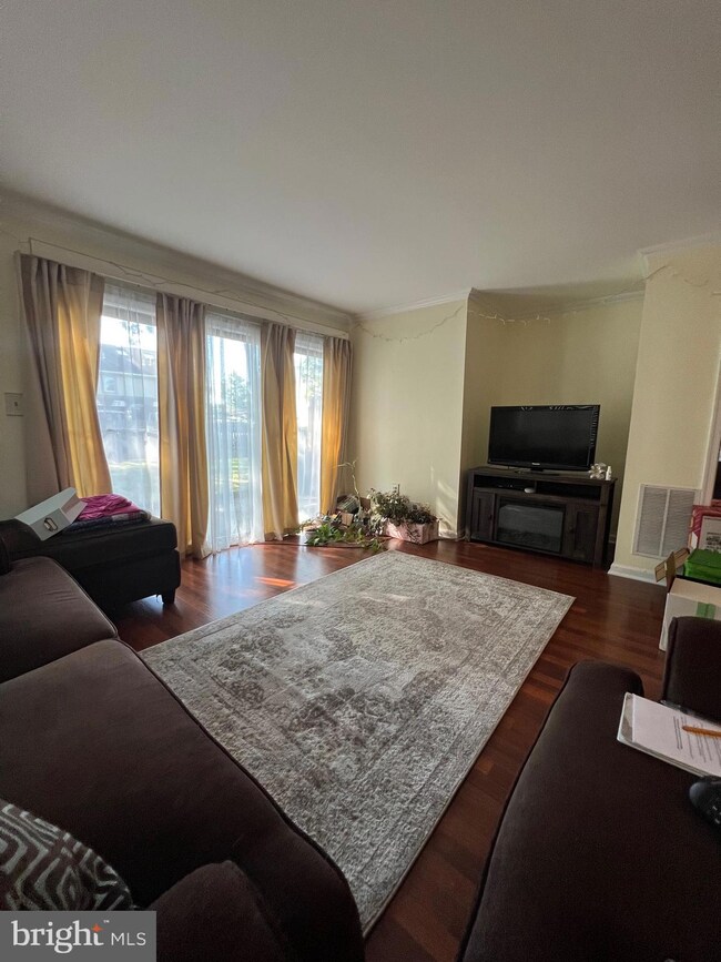 1 Tompkins Place, Lawrence Township, NJ 08648 - photo 2