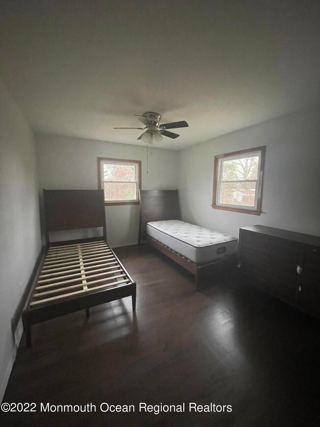 2028 Lesser Pkwy, Oakhurst, NJ 07755 - photo 5