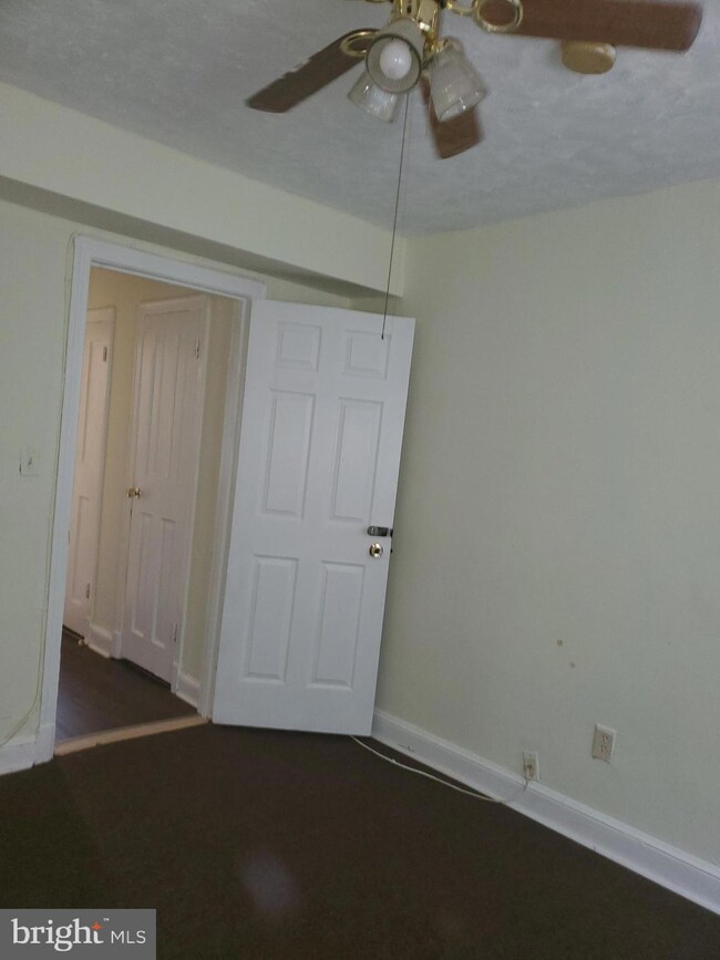 827 51st St SE unit 1, Washington, DC 20019 - photo 4