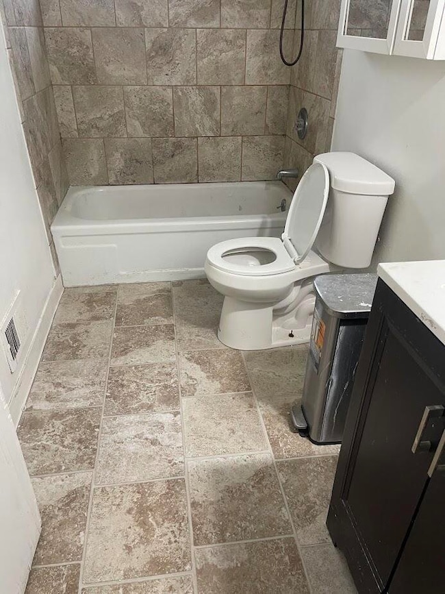 4839 Glenis St, Dearborn Heights, MI 48125 - photo 5