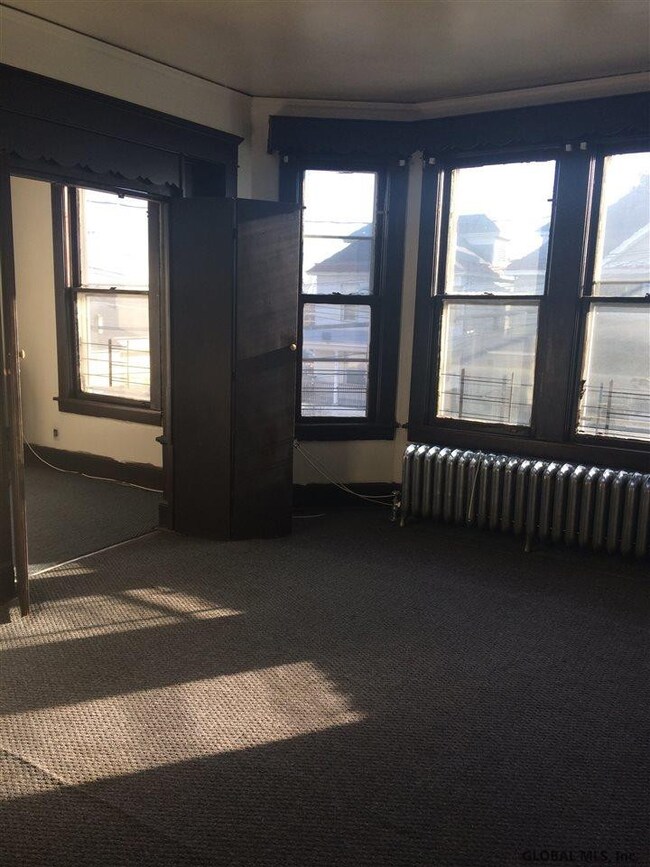 323 Second Ave, Albany, NY 12209 - photo 6