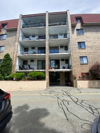 159 Franklin St unit C7, Stoneham, MA 02180 - photo 3