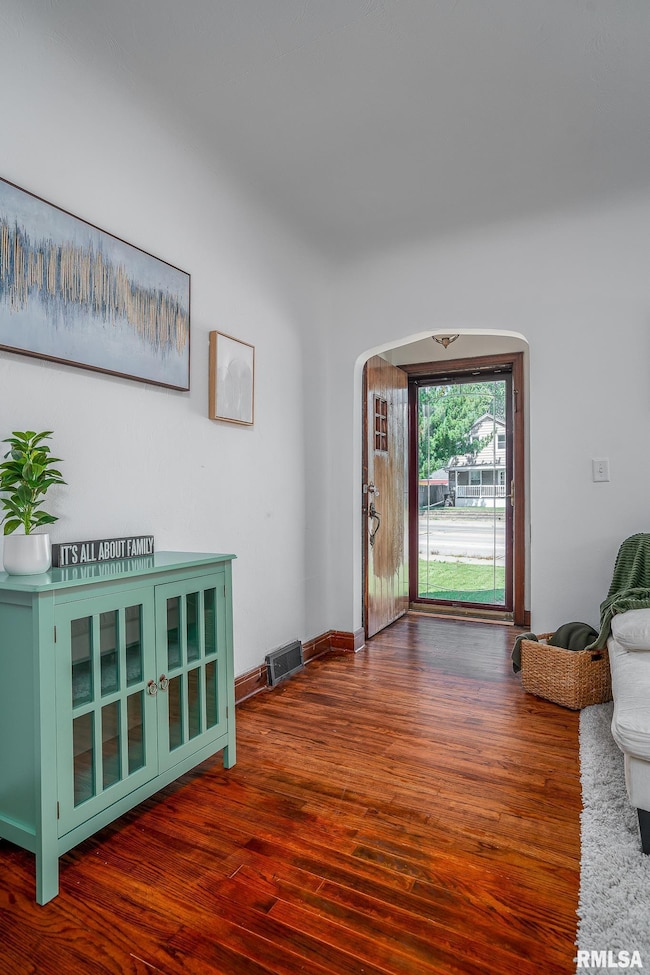 2424 Avenue of the Cities, Moline, IL 61265 - photo 3