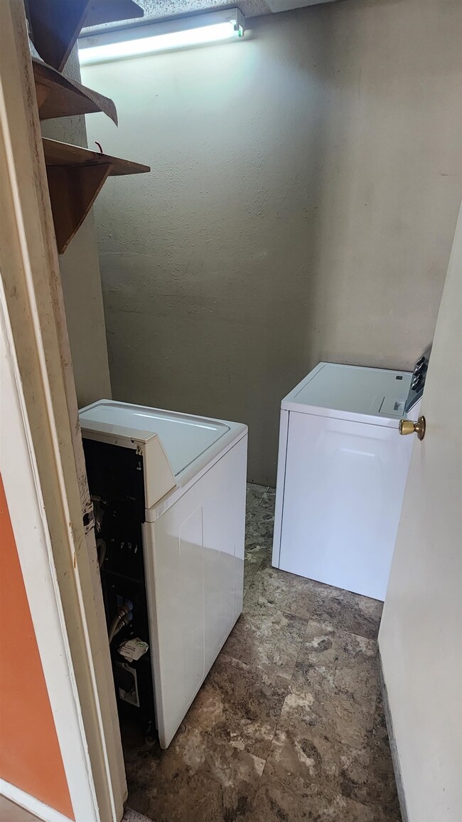 207 Plainview Dr, Alamogordo, NM 88310 - photo 5