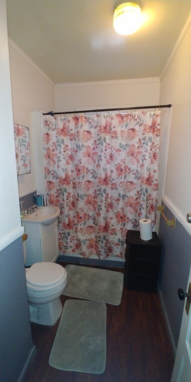 36 Barclay St, Worcester, MA 01604 - photo 5