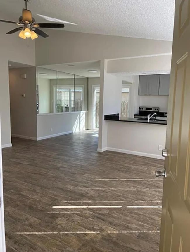 8706 Pineridge Dr unit A, B, Austin, TX 78729 - photo 2