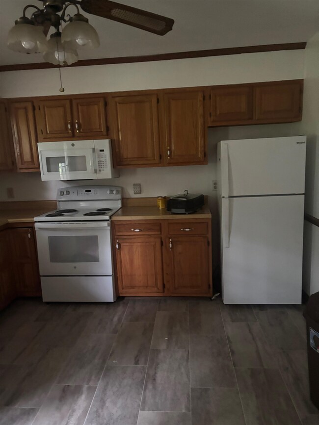 157 Dodge St, Stuarts Draft, VA 24477 - photo 2