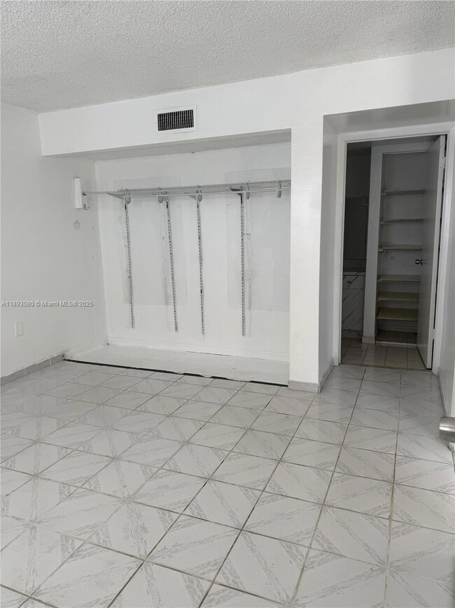 5530 W 26th Ct unit 104, Hialeah, FL 33016 - photo 6