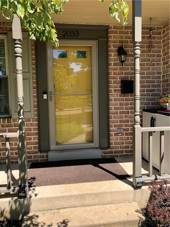 2033 W Green St, Allentown, PA 18104 - photo 4