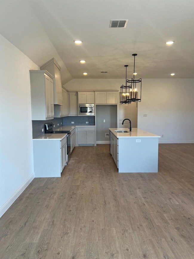 Dining area connected to kitchen