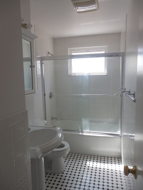 9 Kinnaird St unit 2, Cambridge, MA 02139 - photo 6