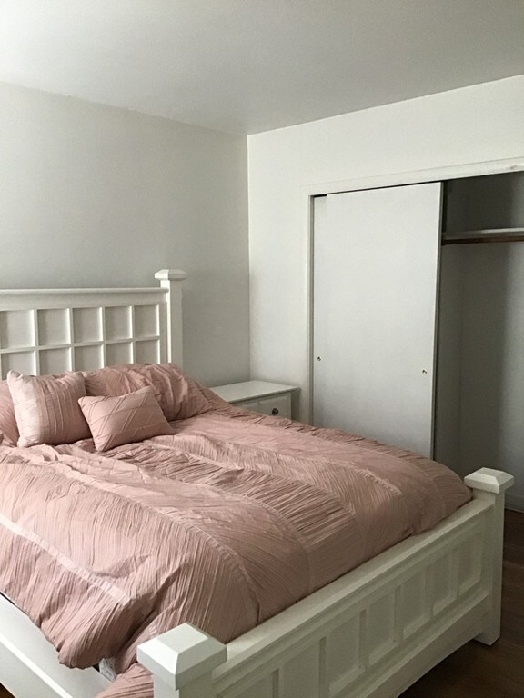 9 Tobey Ln, Mattapoisett, MA 02739 - photo 3