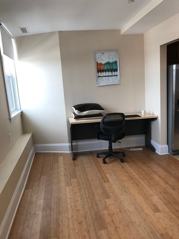 7 Marshall St unit 403, Boston, MA 02108 - photo 6