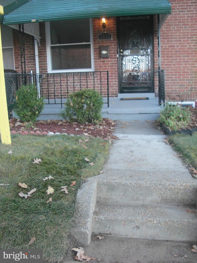 3339 Kentucky Ave, Baltimore, MD 21213 - photo 2