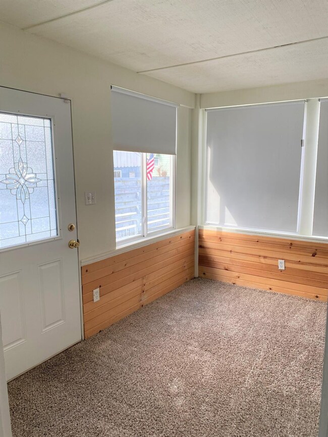 714 W Main St, Griffith, IN 46319 - photo 6