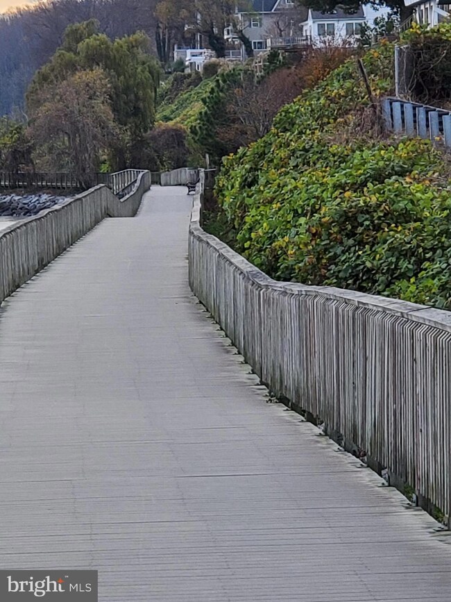 3908 Old Bayside Rd, Chesapeake Beach, MD 20732 - photo 4