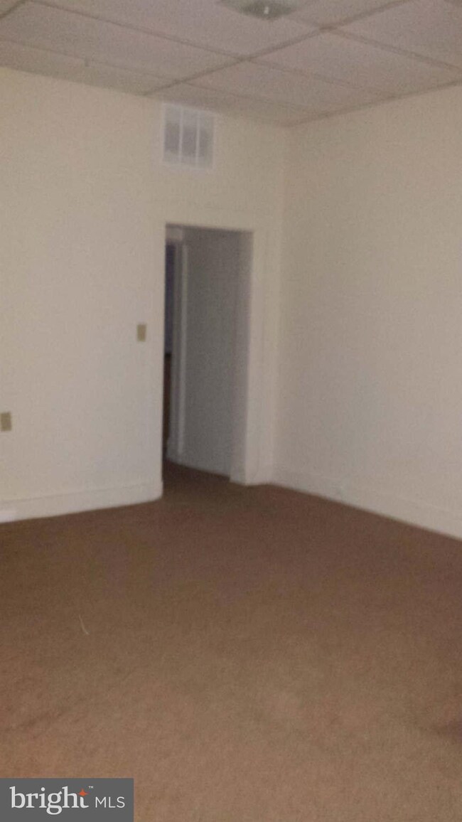 615 Parkwyrth Ave unit B, Baltimore, MD 21218 - photo 3