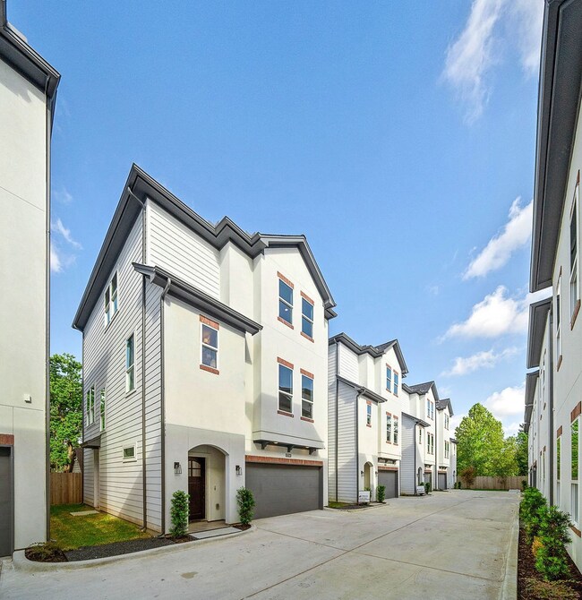 846 Wakefield Dr unit A, Houston, TX 77018 - photo 4