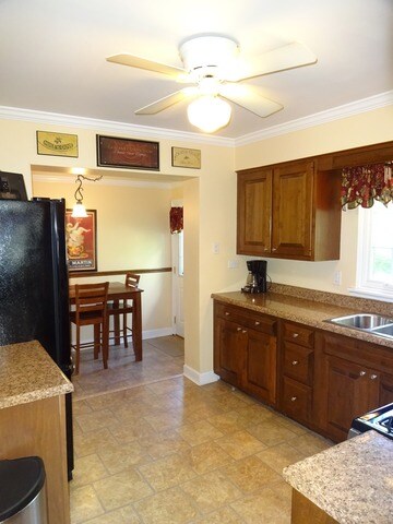 18537 Stewart Ave, Homewood, IL 60430 - photo 6